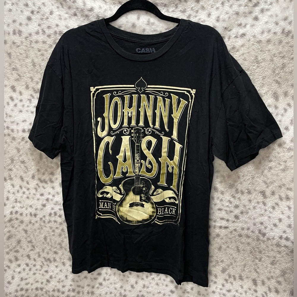 JOHNNY CASH GRAPHIC TEE